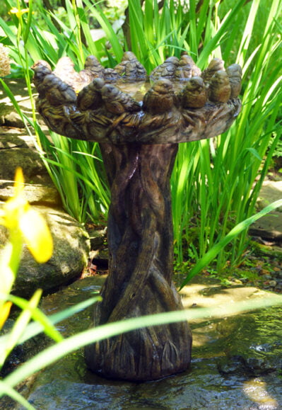 Ring of Birds Birdbath