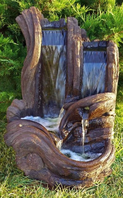 Twin Falls Log Fountain