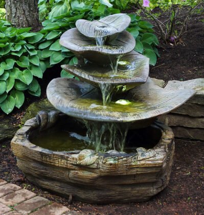 Giant Leaf Fountain